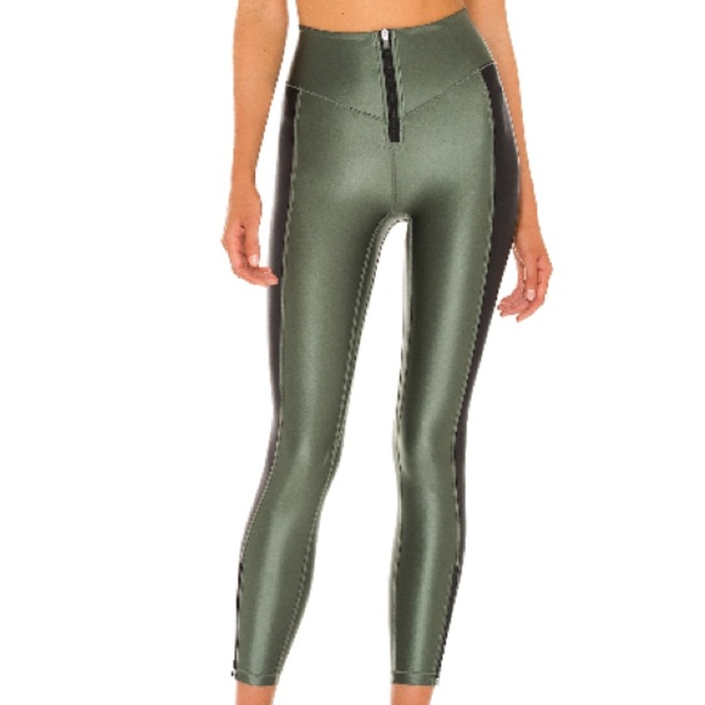 ALL ACCESS High Rise Zip Legging in Army Green and Black